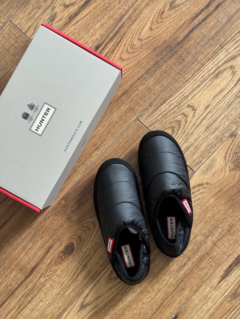 NEW Hunter Puffer Slippers